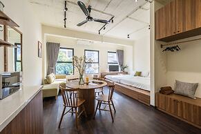 UNIQUE Creative Apartment w SKY View