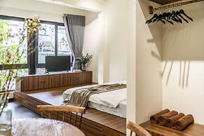 UNIQUE Creative Apartment w SKY View