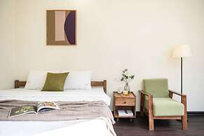 UNIQUE Creative Apartment w SKY View