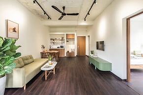 UNIQUE Creative Apartment w SKY View