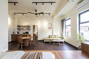 UNIQUE Creative Apartment w SKY View