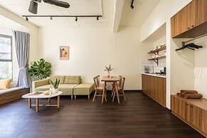 UNIQUE Creative Apartment w SKY View