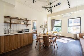 UNIQUE Creative Apartment w SKY View