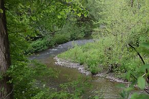 Peyper Fields Creekside Camp