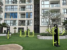 LT.Housing Vinhomes Skylake