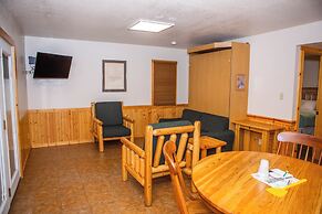 Montauk Lodge