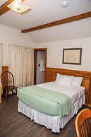 Montauk Lodge