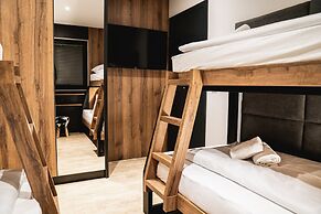 Chalet Amadeus - Designer Luxury Chalet for 14