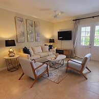 Villa Vuemont - Peaceful 3 Bedroom Villa With Pool