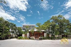 NHOA TULUM APARTHOTEL by Maya PM