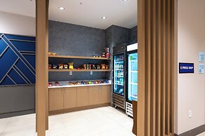 Holiday Inn Express & Suites Murfreesboro West by IHG