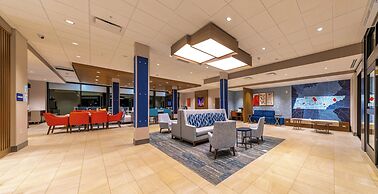 Holiday Inn Express & Suites Murfreesboro West by IHG