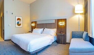 Holiday Inn Express & Suites Murfreesboro West by IHG