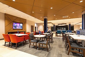 Holiday Inn Express & Suites Murfreesboro West by IHG