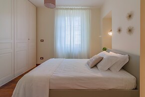 Aglaia Luxury Lake View