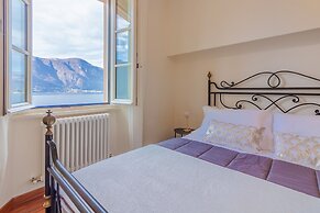 Aglaia Luxury Lake View