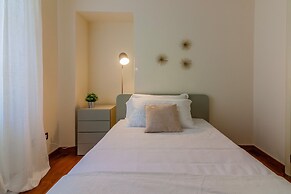 Aglaia Luxury Lake View