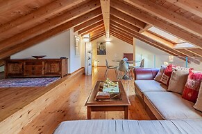 Aglaia Luxury Lake View