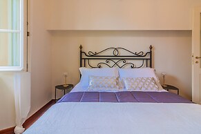 Aglaia Luxury Lake View