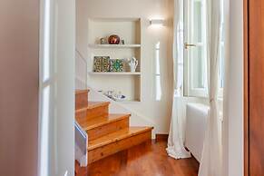 Aglaia Luxury Lake View