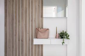 Modern & Bright Studio on Amzei Square