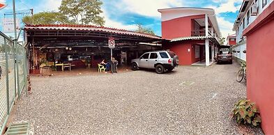 Hotel Cabinas Jacomar