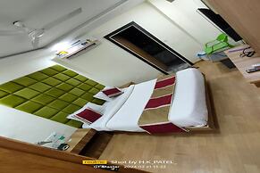 Hotel Happy Stay