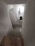 Cozy Mountain Apartment Retreat in Bajardo