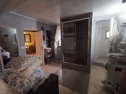 Cozy Mountain Apartment Retreat in Bajardo