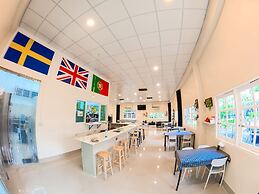 Luna Hut Resort Hua Hin