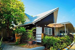 Luna Hut Resort Hua Hin