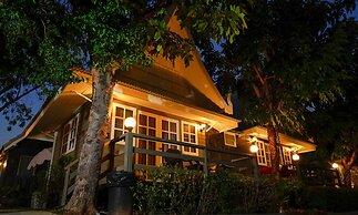 Luna Hut Resort Hua Hin