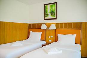Luna Hut Resort Hua Hin
