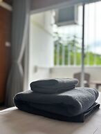 Luna Hut Resort Hua Hin