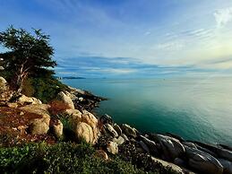Luna Hut Resort Hua Hin