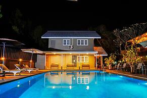 Luna Hut Resort Hua Hin