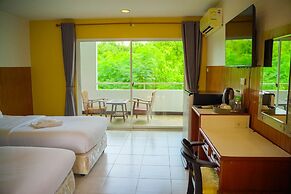 Luna Hut Resort Hua Hin