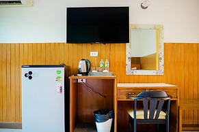 Luna Hut Resort Hua Hin