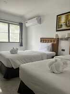 Luna Hut Resort Hua Hin