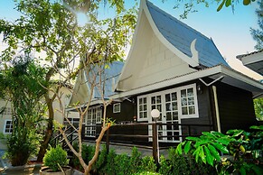 Luna Hut Resort Hua Hin