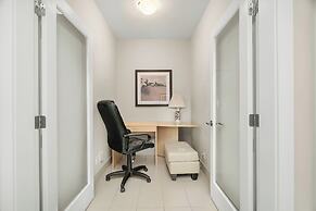 Harmony Haven 2BR Lakefront Suite