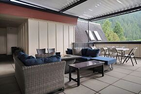 Harmony Haven 2BR Lakefront Suite