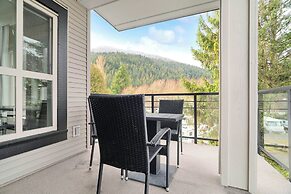 Harmony Haven 2BR Lakefront Suite