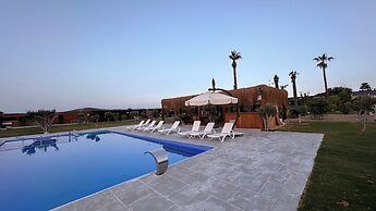 Flu Alaçatı Tiny House Otel