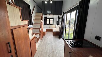Flu Alaçatı Tiny House Otel