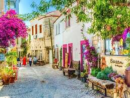 Flu Alaçatı Tiny House Otel