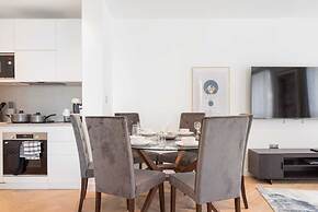 3br-sleeps8-central London-parking