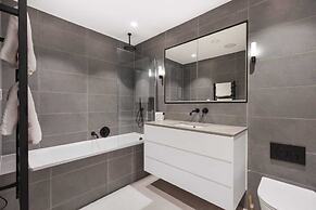 3br-sleeps8-central London-parking