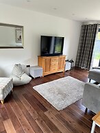 Tranquil Oxford Retreat 4 Bedroom House Aircon