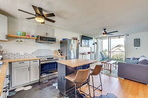 Kailua-kona Condo w/ Balcony: Walk to the Beach!
